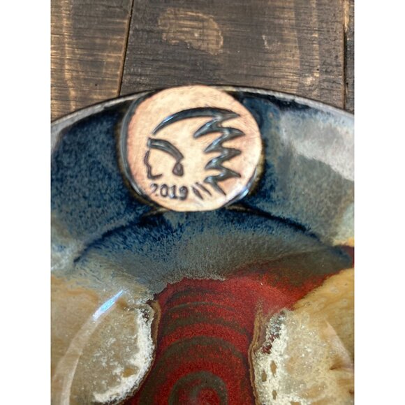 Handcrafted Artist signed Keller Ceramic Plate With Native American Design & Spi - Picture 3 of 4